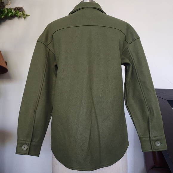 AVEC LES FILLES Button Front Boyfriend Shacket Women's - Picture 4 of 9